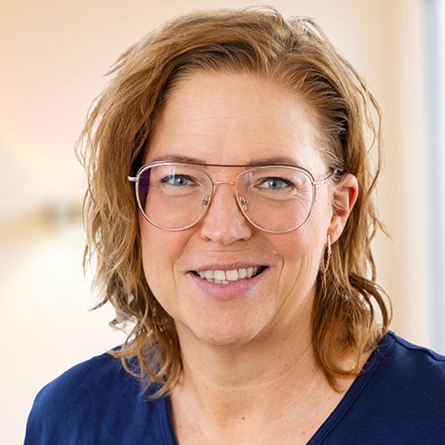 Isabel Soyer– staatlich geprüfte Augenoptikerin, Augen-OP-und-Laser-Zentrum
